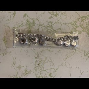 Seashell anklet